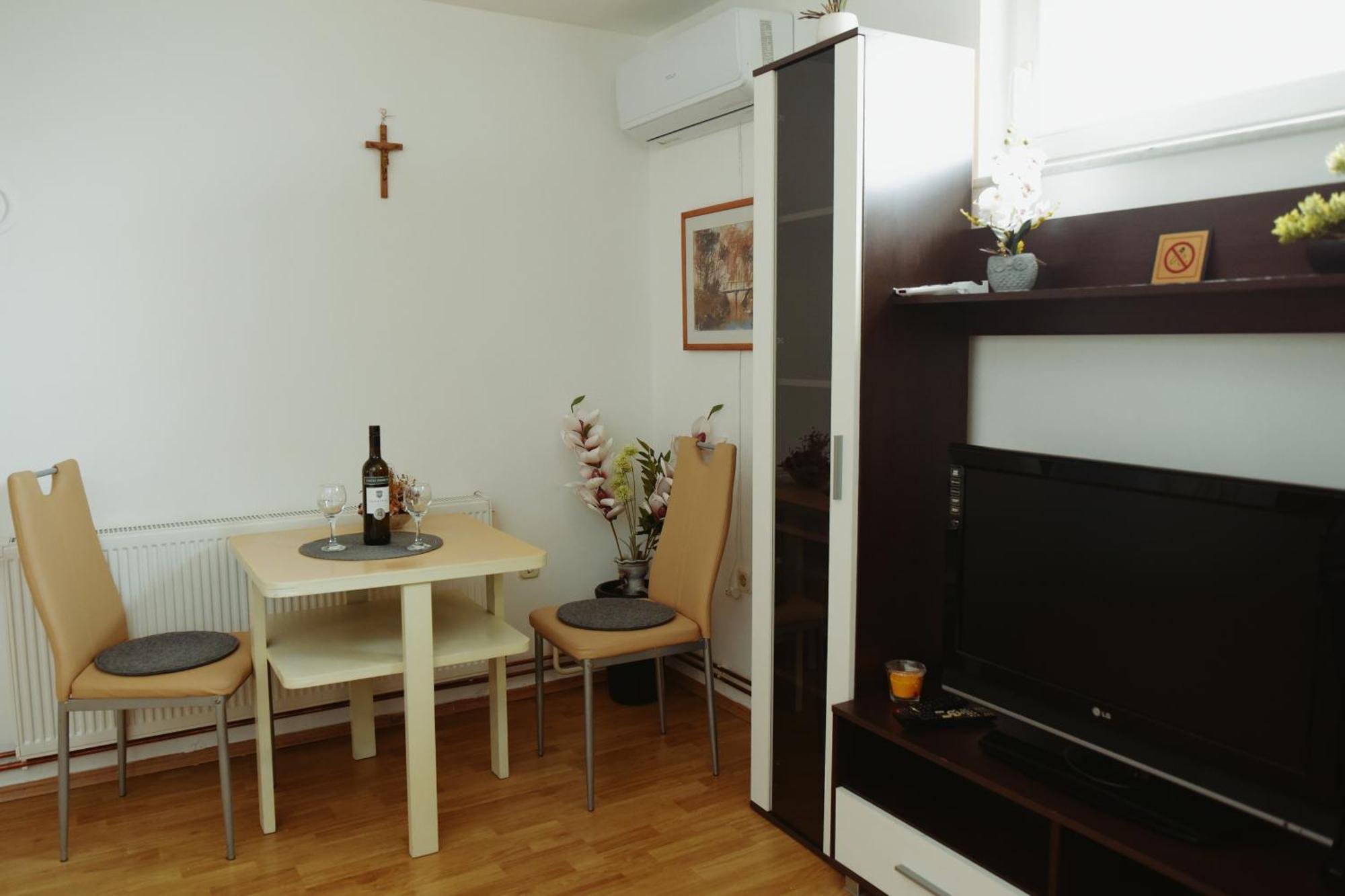 Soba Luic Apartment Zupanja Ngoại thất bức ảnh